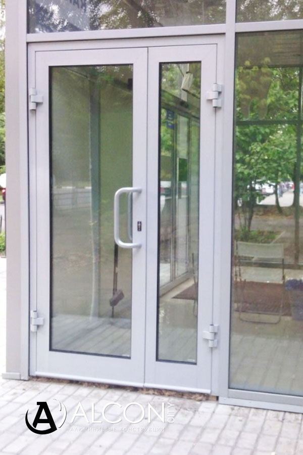 Алюминиевые входные двери в Стерлитамаке